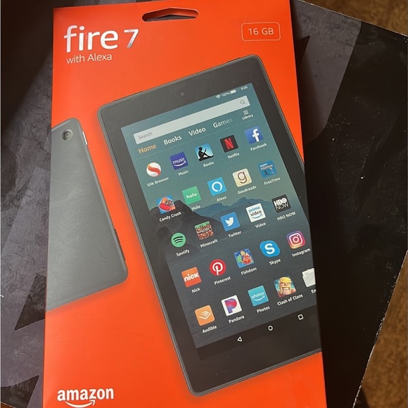 Fire 7 Amazon tablet - Picture 1 of 2